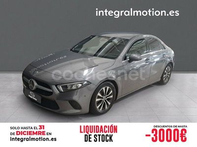 Gris / plata Usado 2020 Mercedes A180 Berlina | 23.500 € (Un poco caro)