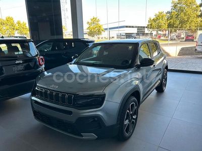 Nuevo Jeep Avenger Summit 110 CV (80 kW) 2025 Gris / plata SUV