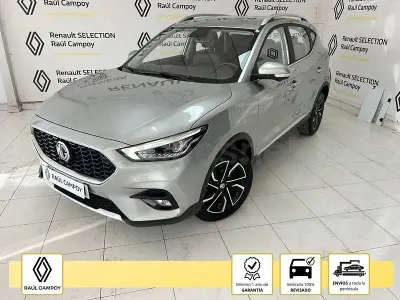 Usado MG ZS Comfort 106 CV (77 kW) 2023 Gris / plata SUV