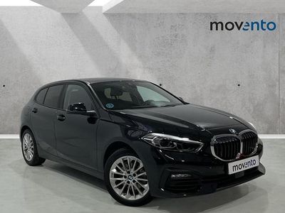 Usado BMW 118 136 CV (100 kW) 2022 Negro Utilitario