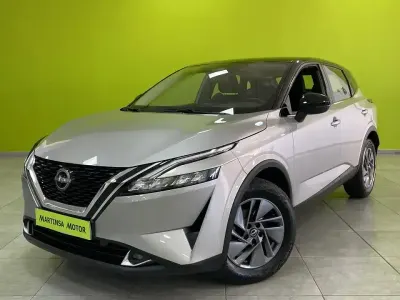 Usado Nissan Qashqai Acenta 158 CV (116 kW) 2023 Gris SUV