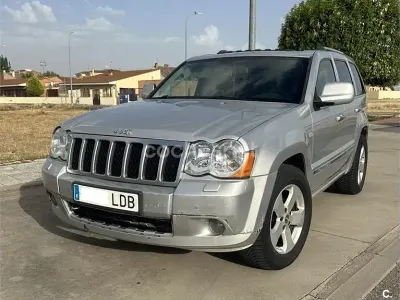 Usado Jeep Grand Cherokee Overland 218 CV (160 kW) 2010 Gris / plata SUV