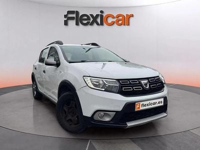 Usado Dacia Sandero Essentiel 90 CV (66 kW) 2019 Blanco Berlina