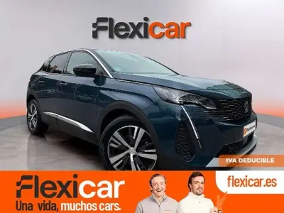Usado Peugeot 3008 Allure 131 CV (96 kW) 2022 Azul SUV