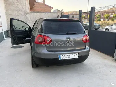 Usado VW Golf Plus Highline 102 CV (75 kW) 2007 Gris / plata Monovolumen