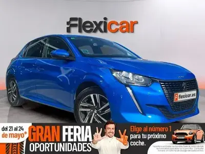 Usado Peugeot 208 Allure 100 CV (73 kW) 2019 Azul Utilitario