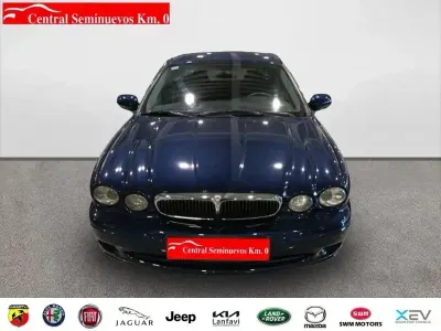 Usado Jaguar X-type Executive 131 CV (96 kW) 2004 Azul Berlina