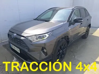 Usado Toyota RAV4 Hybrid Style 222 CV (163 kW) 2022 Gris / plata SUV