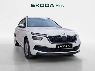 Usado Skoda Kamiq Active 110 CV (80 kW) 2022 Blanco SUV