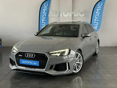 Usado Audi RS4 S-Line 450 CV (330 kW) 2019 Gris / plata Familiar