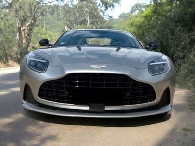 Aston Martin DB12