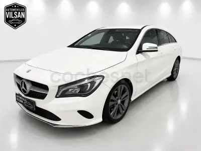 Usado Mercedes CLA200 136 CV (100 kW) 2014 Blanco Coupe