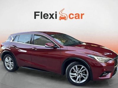 Infiniti Q30