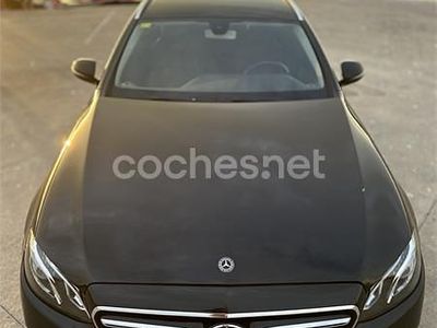 Usado Mercedes E300 306 CV (225 kW) 2019 Negro Familiar
