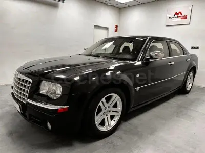 Usado Chrysler 300C 218 CV (160 kW) 2008 Gris / plata Berlina