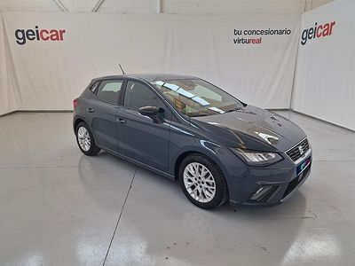 Usado Seat Ibiza FR 115 CV (84 kW) 2025 Gris Utilitario