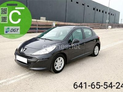 Usado Peugeot 207 90 CV (66 kW) 2007 Negro Berlina