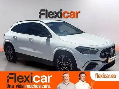 Usado Mercedes GLA200 150 CV (110 kW) 2023 Blanco SUV