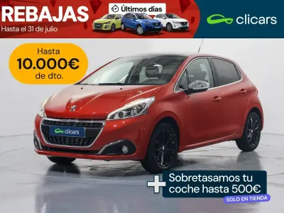 Usado Peugeot 208 Allure 110 CV (80 kW) 2016 Naranja Utilitario