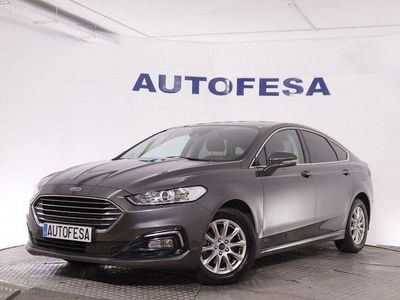 Usado Ford Mondeo Trend 120 CV (88 kW) 2019 Gris Berlina