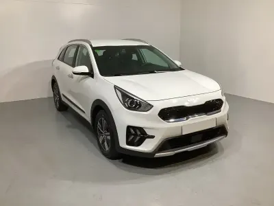 Usado Kia Niro 141 CV (103 kW) 2022 Blanco SUV