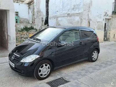 Usado Mercedes A170 116 CV (85 kW) 2009 Negro Berlina