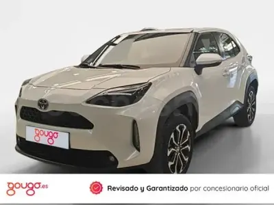 Usado Toyota Yaris Cross Active 116 CV (85 kW) 2022 Blanco SUV