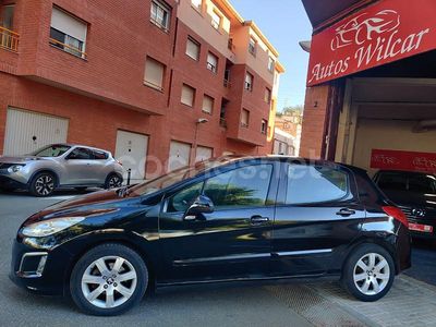 Negro Usado 2013 Peugeot 308 Active Berlina | 6900 € (Buen precio)