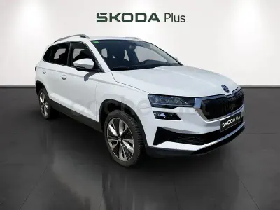 Usado Skoda Karoq Style 150 CV (110 kW) 2022 Blanco SUV
