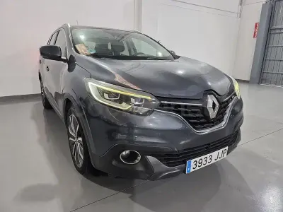 Usado Renault Kadjar Zen 110 CV (80 kW) 2015 Azul SUV