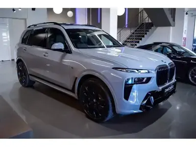 Usado BMW X7 Comfort Edition 352 CV (258 kW) 2026 Azul SUV
