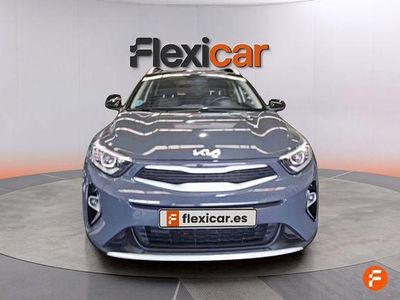 Usado Kia Stonic Plus 84 HP (61 kW) 2022 Cinzento SUV