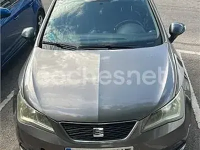 Usado Seat Ibiza CONNECT 90 CV (66 kW) 2016 Gris / plata Berlina