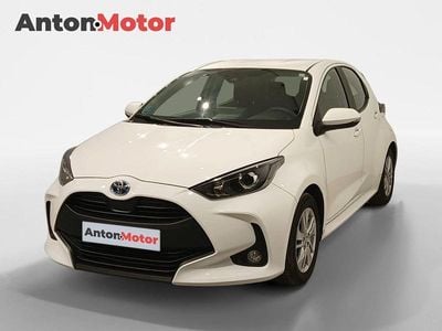 Blanco Usado 2022 Toyota Yaris Hybrid Business Edition Berlina | 19.900 € (Un poco caro)