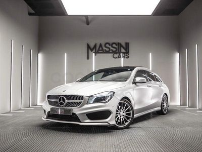 Usado Mercedes CLA220 Shooting Brake AMG line 177 CV (130 kW) 2015 Gris / plata Familiar