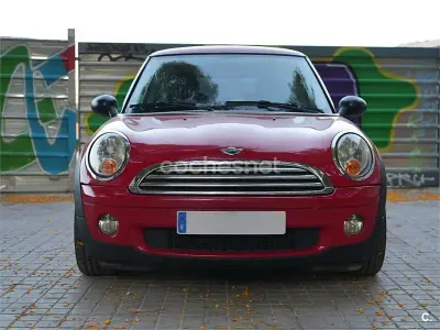 Usado Mini Cooper 120 CV (88 kW) 2007 Rojo Utilitario