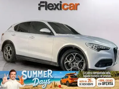 Usado Alfa Romeo Stelvio Sprint 160 CV (117 kW) 2022 Azul SUV