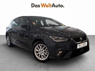 Usado Seat Ibiza FR 115 CV (84 kW) 2025 Gris / plata Utilitario