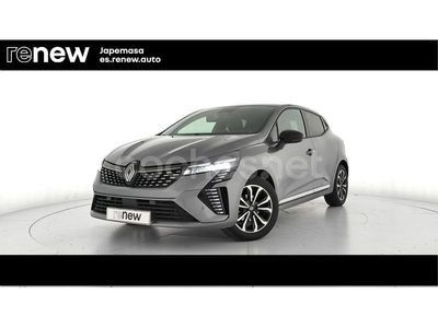 Usado Renault Clio V Techno 100 CV (73 kW) 2025 Gris / plata Berlina