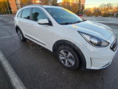 Usado Kia Niro 141 CV (103 kW) 2019 Blanco SUV