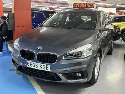 Usado BMW 218 Active Tourer 150 CV (110 kW) 2017 Gris Monovolumen