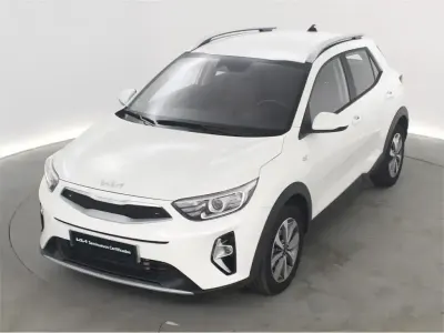 Usado Kia Stonic 100 CV (73 kW) 2025 Blanco SUV