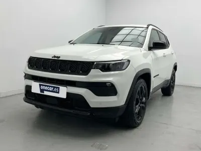 Usado Jeep Compass Night Eagle 131 CV (96 kW) 2022 Blanco SUV