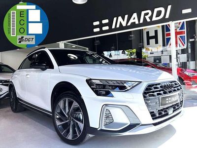 Usado Audi A3 Ambiente 204 CV (150 kW) 2025 Blanco SUV