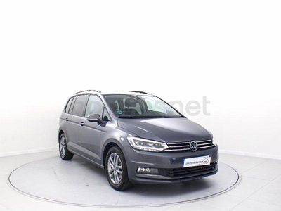 Usado VW Touran 150 CV (110 kW) 2025 Gris / plata Monovolumen