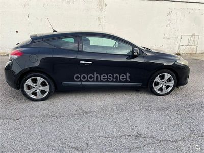 Usado Renault Mégane Dynamique 140 CV (102 kW) 2010 Negro Berlina