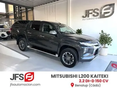 Usado Mitsubishi L200 150 CV (110 kW) 2020 Gris Pickup/Camioneta