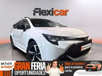 Usado Toyota Corolla Active 140 CV (102 kW) 2025 Blanco Familiar