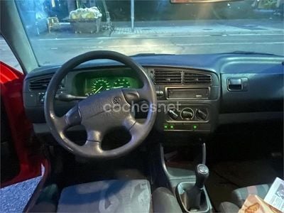 Usado VW Golf III GT 100 CV (73 kW) 1997 Rojo Berlina