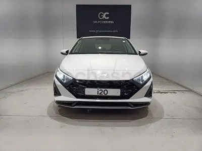 Nuevo Hyundai i20 100 CV (73 kW) 2025 Blanco Utilitario